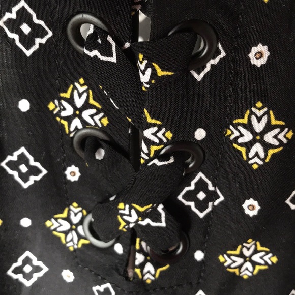 Luz Claiborne black sleeveless tunic - Picture 8 of 8